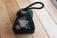 KT06極美品 ビーズバッグ ハンドバッグ 花柄 刺繡 総ビーズ 黒 和装 パーティー