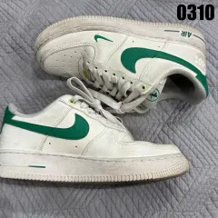 ナイキ エアフォース1 白/緑 スニーカー