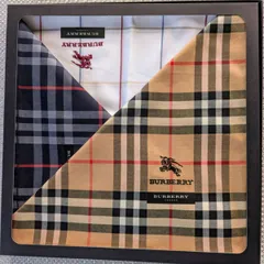 ハンカチバーバリー　王道のデザイン　新品未使用品　３枚ともホースマーク＆ブランドロゴ刺繍　ブランドロゴ＆新品シール付き　箱無しネコポス発送