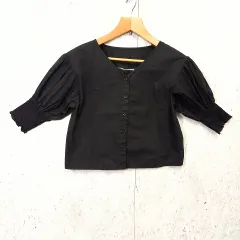one after another NICE CLAUP ワンアフターアナザーナイスクラップ カットソー パフスリーブ  Vネック ブラウス ブラック Fサイズ 〇□