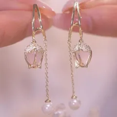 ローズランタンデザインチェーンピアス ゴールド×パール 揺れるロングピアス フラワーモチーフ 韓国ガーリー 上品エレガント 華奢チェーンアクセサリー デート 女子会 お呼ばれ 高見えジュエリー