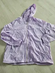 ラベンダー色 フード ウィンドブレーカー ジャケット