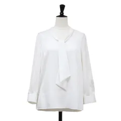 UNTITLED アンタイトル ブラウス ホワイト 白 サイズ:2(M) | ボウタイ デザイン ブラウス / プルオーバー シャツ | 七分袖 メタルボタン サテン | トップス シャツ カットトップス 日本製【レディース】【中古】