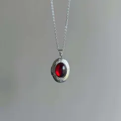 ネックレス ビクトリアンスタイル オーバルペンダント ゴシック レトロ ルビー クリスタル ロマンチック フォトボックス
