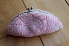 KT22【レトロ可愛い】ビーズ編み がま口財布 小銭入れ ピンク ハンドメイド 桜色