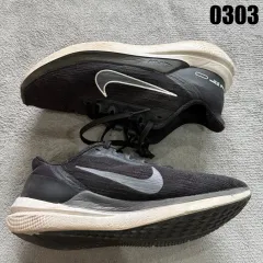 ナイキ ブラック スニーカー ランニングシューズ