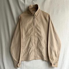VETRA ベージュ スタンドカラー ジップアップ ブルゾン - メルカリ