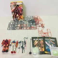 【現状品】【2体】MG 1/100 MS-06S シャア専用ザク Ver.2.0 スペシャルクリア外装パーツ付 地球連邦軍白兵戦用モビルスーツ RX-78-2 ガンダム Ver.2.0 1/100スケール マスターグレードモデル BANDAI バンダイ プラモのサムネイル