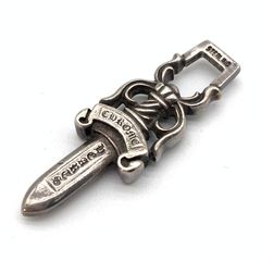 CHROME HEARTS カムホート ダガー チャーム 大文字 初期物 - メルカリ