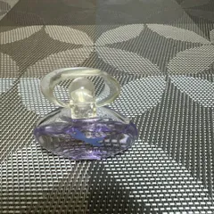 サルヴァトーレ　フェラガモ　インカントシャインオードトワレ　5ml