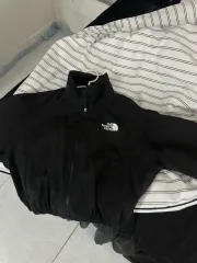 THE NORTH FACE クロップド ウィンドブレーカー ジャケット