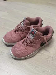 ナイキ ザ モーラン 1 バイト