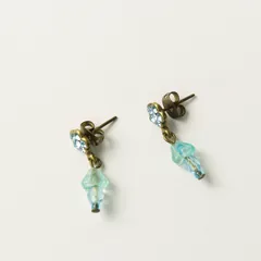 ミハエルネグリン Michal Negrin クリスタルフリンジモチーフ ピアス ライトブルー 両耳用┃水色 コスチュームジュエリー【2400014837162】