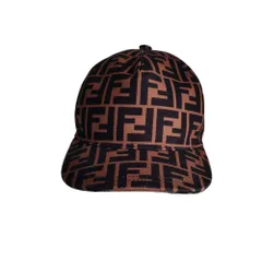 美品 FENDI フェンディ キッズ ズッカキャンバス ベースボールキャップ 帽子 ブラウン キッズ 古着 中古 USEDのサムネイル
