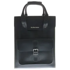 Dr.Martens (ドクターマーチン) KIEV SMOOTH SMALL LEATHER BACKPACK ロゴプレート スクエア レザーバックパック ブラック AC989003のサムネイル