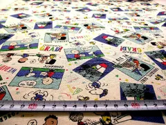 約108×80　8309 キャラクター 生地 スヌーピー （スクールズアウト）（ 薄ベージュ系 )   生地 スヌーピー 生地 スヌーピー生地 生地スヌーピー ピーナッツ