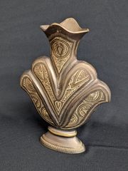 Item thumbnail for item 70a78903-5c67-411b-b82e-b0810c95e409