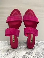 送料無料！DIANA ダイアナ　レディースサンダル　ピンクスェード　サイズM   #80313MO162