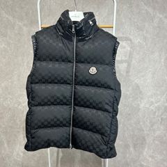 モンクレール MONCLER KITA ダウンベスト MONCLER KITA GILET ダウンベスト ブラック - メルカリ