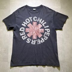 206 RHCP Red Asterisk Faded Black Tee - メルカリ