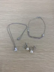 ！2 パールボール　シルバー　イヤリング/ ハートネックレス　ブレスレット　キラキラ【3点セット】【アクセサリー】【0.5】