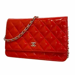 ★SALE【6bd5329-k】シャネル ショルダーウォレット マトラッセ エナメル レッド シルバー金具【中古】レディース