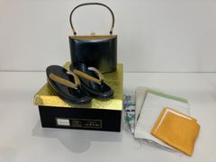 キンワシ印 和装用バッグ 草履 セット 金色 螺鈿細工 - メルカリ