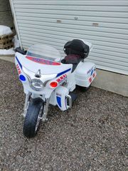 トヨタ ミニカー ホワイト 赤いストライプ - メルカリ