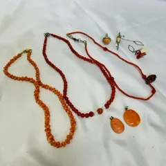 S【ヴィンテージ】珊瑚アクセサリー　まとめ売り8点　ネックレス　ネクタイピン　カフスボタン　ペンダント