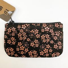 甲州印伝【小銭入れ 忘れな草 黒×ピンク漆】印傳屋 春財布 小物入れ 