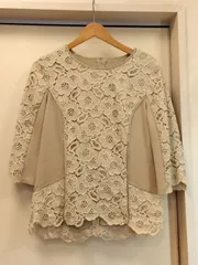 M7  ユマコシノ YUMA KOSHINO  トップス  サイズ４０ベージュ レース 七分袖カットソー  お出掛け  大人可愛い