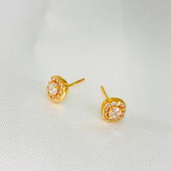 ブラウンダイヤ ひし形 k10ピアス エリコクリエーション - メルカリ