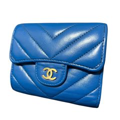 正規品】CHANEL シャネル 19 三つ折り財布ラムスキンブルーゴールド 