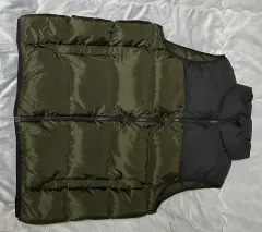 ユニクロ ウルトラライトダウンベスト