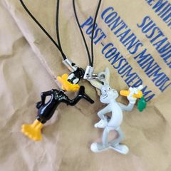 ルーニーテューンズ　バックスバニー　ダフィーダック 　2個セット　フィギュア 　キーホルダー　キーホルダー