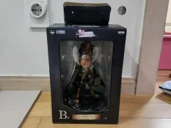 一番くじ b賞 ONE PIECE シャンクス フィギュア