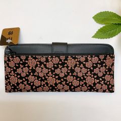 希少柄】印傳屋 長財布 がま口 2色漆（黒地×赤ベージュ） 花柄 - メルカリ