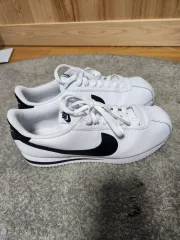 実際に着用1回 NIKE コルテッツ 白/黒 スニーカー-260