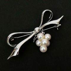 美品】MIKIMOTO ミキモト ブローチ 本パール あこや真珠 リボン - メルカリ