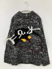 ニット/セーター グレー ウール・ニット 前面プリント ミドル丈 長袖 クルーネック(丸首)