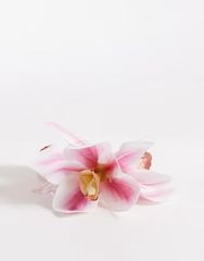 Item thumbnail for item 960a2e2b-910e-47b0-8325-625f92fac001