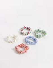 Item thumbnail for item 9b01c963-70ce-411f-ae46-fa653d82e2f4