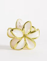 Item thumbnail for item 5f953c7c-ce96-44a2-8130-d77390a80613