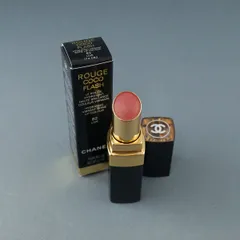 【新品】CHANEL シャネル ルージュ ココ フラッシュ ＃82 ライヴ リップカラー 口紅 コスメ メイクアップ X9354