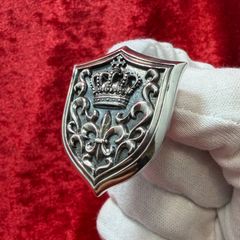 定価7.3万・廃盤☆Justin Davis クラウン装飾シールドネックレス