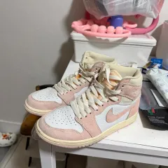 ナイキ ジョーダン 1 ココナッツミルク スウェード 230