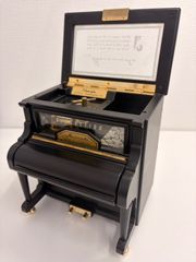 レディメイト ピアノ型 オルゴール ジュエリーボックス DISCRETION