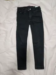 Tommy Hilfiger トミーヒルフィガー キッズ ブラックジーン 128(8) サイズ