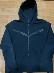 ナイキ テックパック ジップアップフーディー ブラック Lサイズ