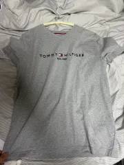 トミーヒルフィガー 半袖Tシャツ